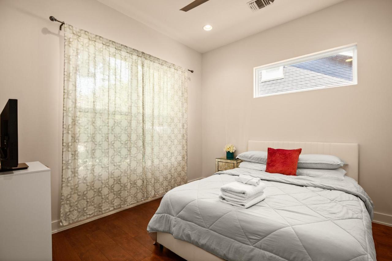 Luxury East Austin At Its Finest! 빌라 외부 사진