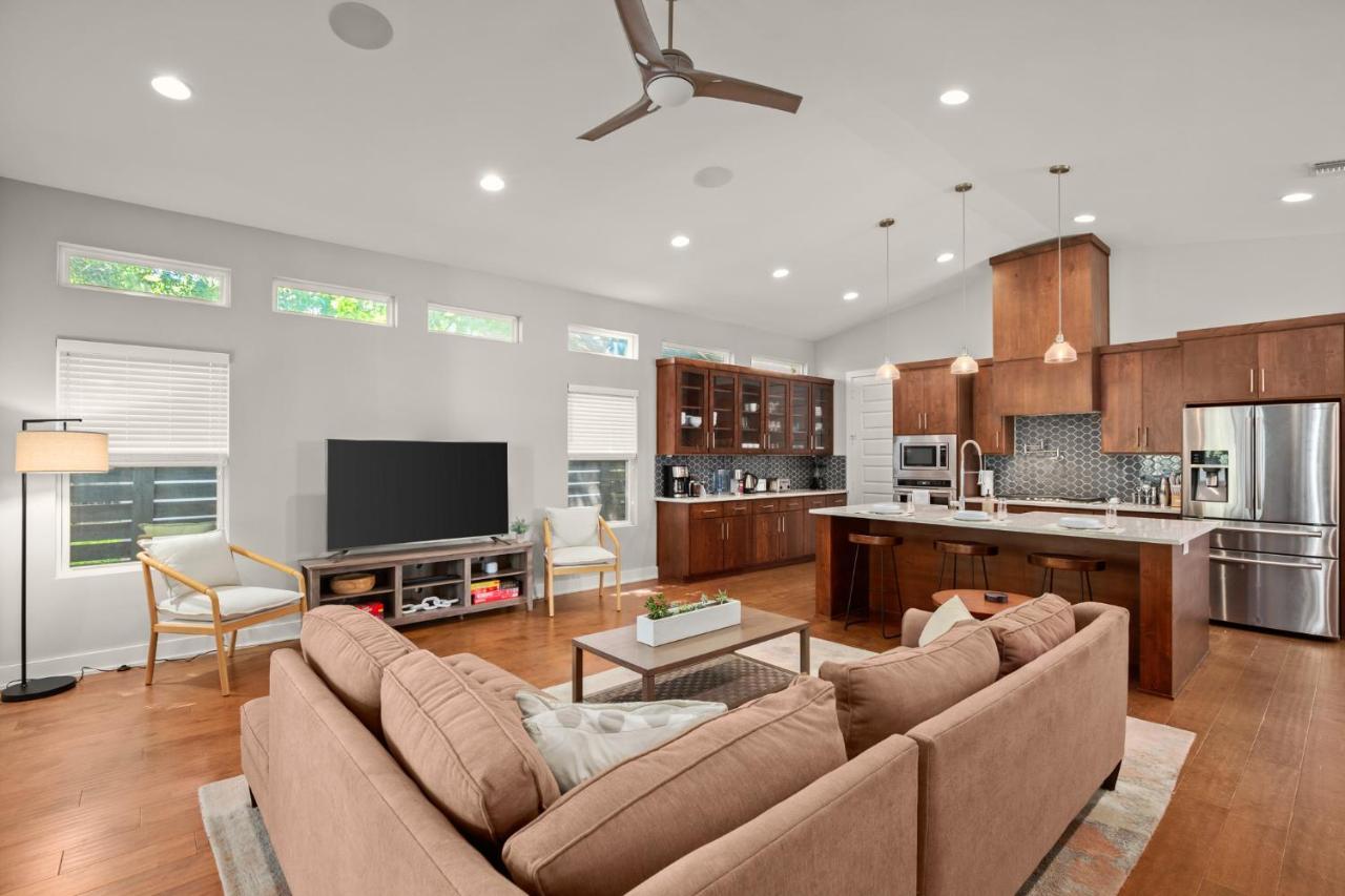 Luxury East Austin At Its Finest! 빌라 외부 사진